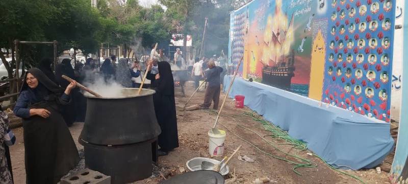 طبخ آش حلیم به شکرانه نزول باران